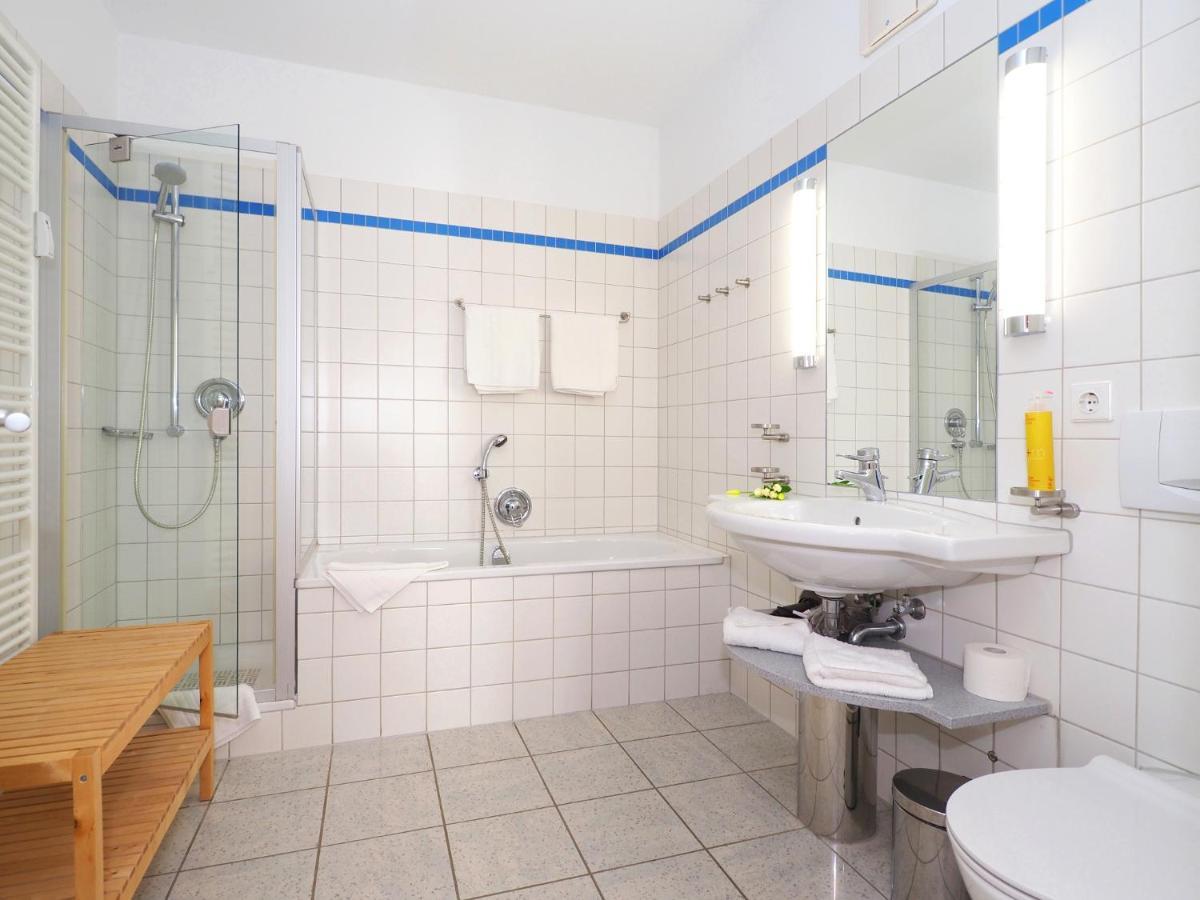 Kaiservillen Heringsdorf - Ferienwohnung Mit 1 Schlafzimmer Und Terrasse D201 Экстерьер фото
